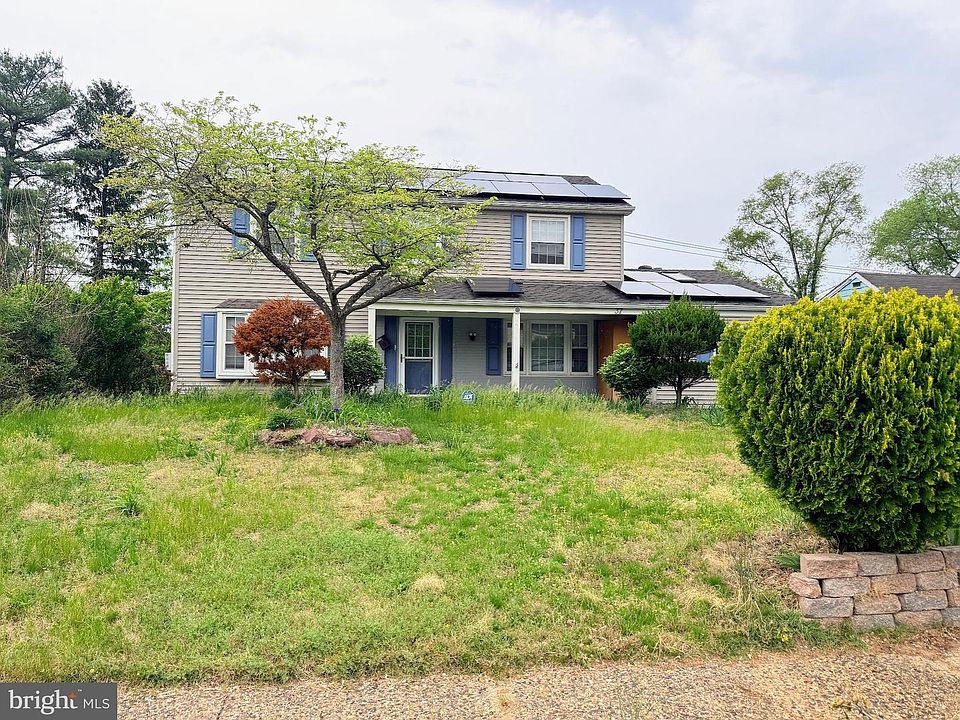 1st image of 37 Sylvan Ln
