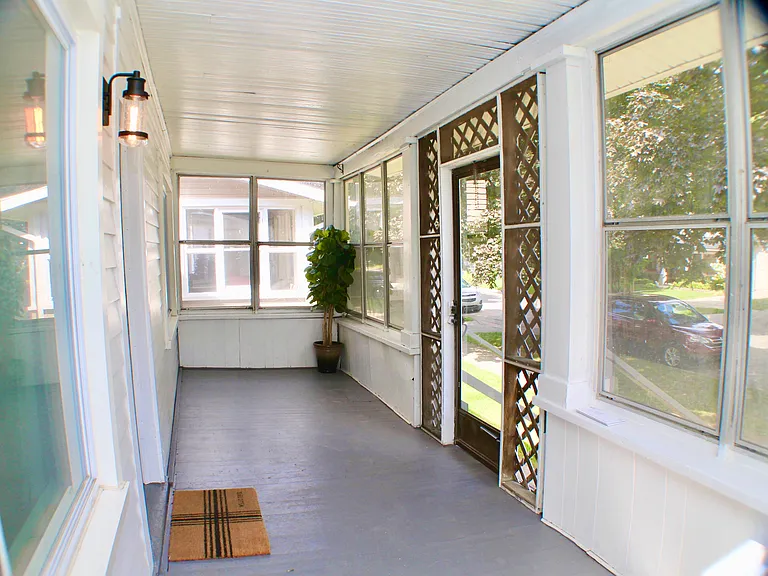 310 College St #1 — Photo 2