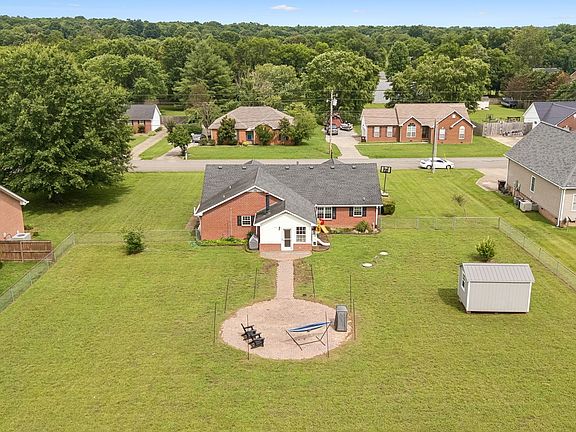 3rd image of 509 Tims Way Dr