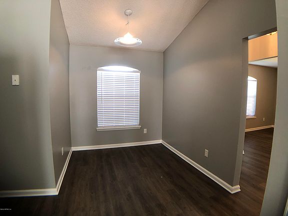 2nd image of 4085 Savannah Glen Blvd
