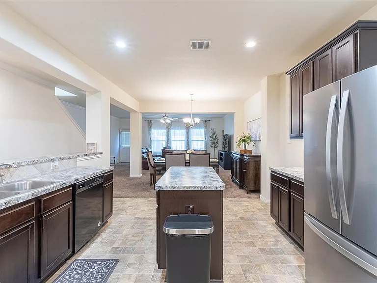11413 Hackmatack Way — Photo 14