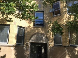 2910 W George St #3, Chicago, IL 60618