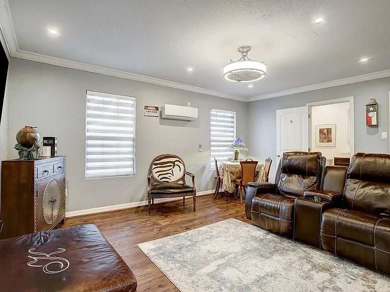 5303 Tallow Ln — Photo 13