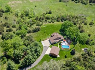 565 County Rd E, Hudson, WI 54016