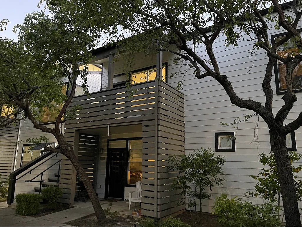 Montage Apartments — Photo 4