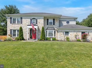 1004 Winding River Ln, Phoenixville, PA 19460
