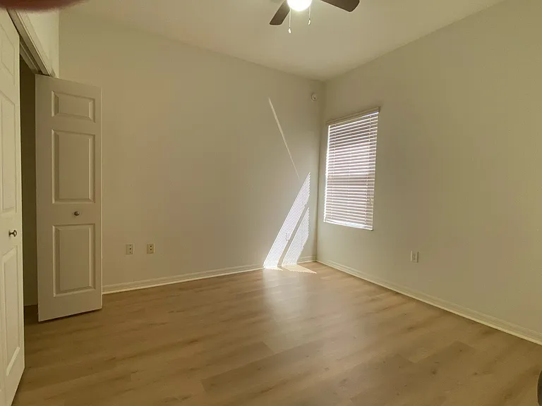 4711 Mandolin Loop — Photo 9