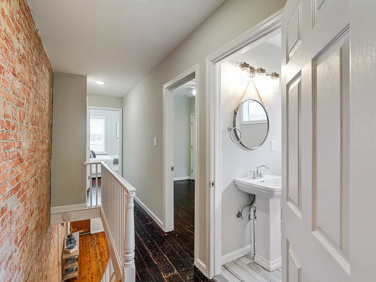 430 McClellan St — Photo 10