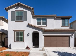 271 Lamplighter Ln, Hollister, CA 95023