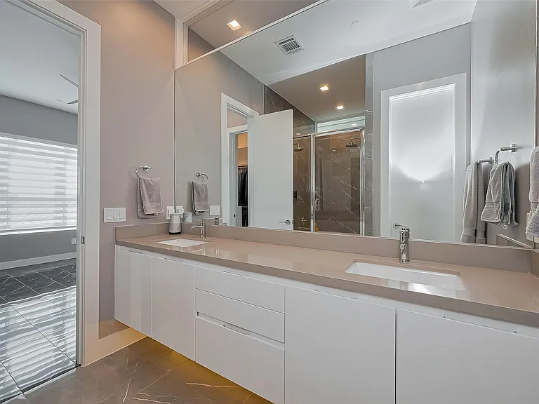 5919 E Post Oak Ln — Photo 30