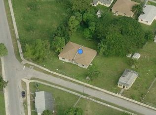 10171 W Guava St, Miami, FL 33157