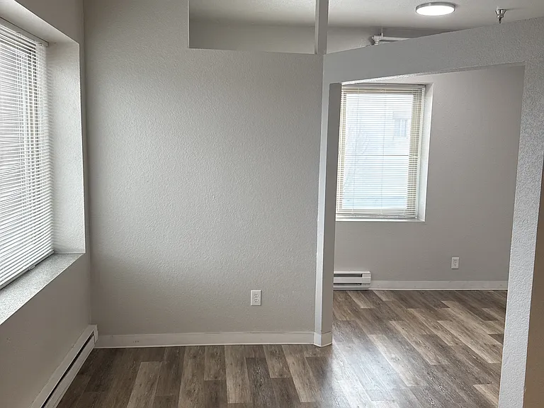 Elks Apartments — Photo 27