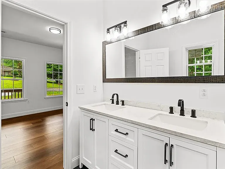 3005 Crystal Mark Ln — Photo 33