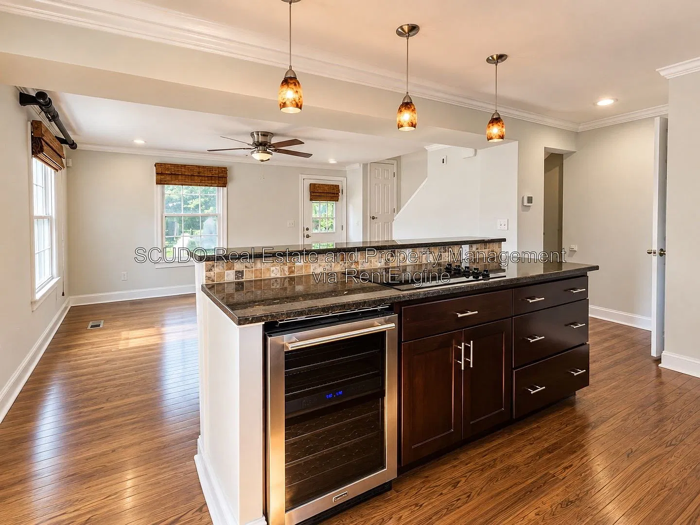 2 bed, 2.5 bath, 1500 sqft, $1,995 — Photo 3