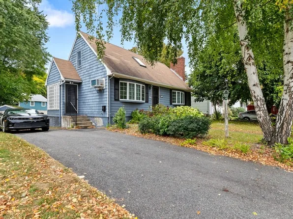 116 Pleasant St, Melrose, MA 02176