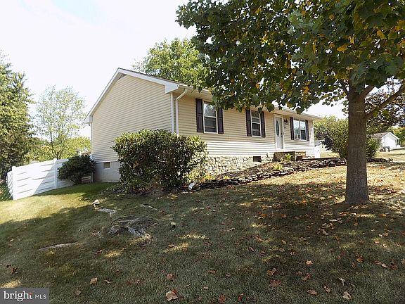 5th image of 3425 Fox Ridge Ct