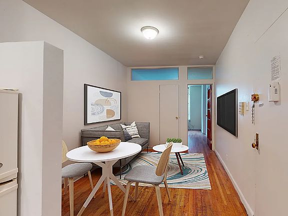 2nd image of 226 E 81st St APT 1D