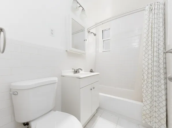 5565 Netherland Avenue 1G image 3 of 3