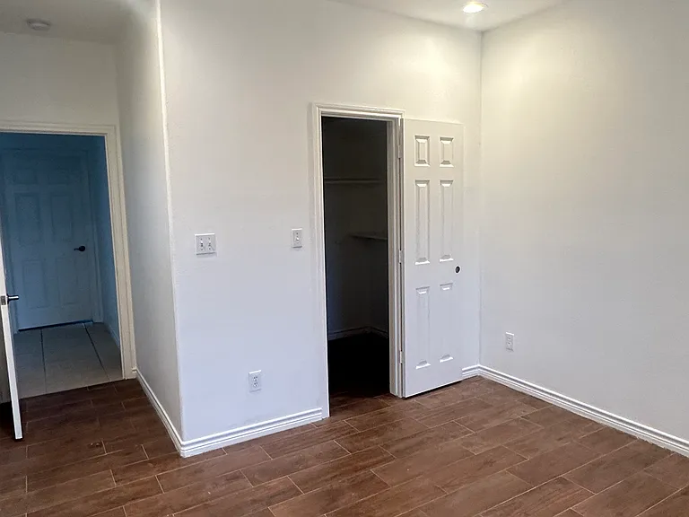 5977 Norma Pechero Ln — Photo 12