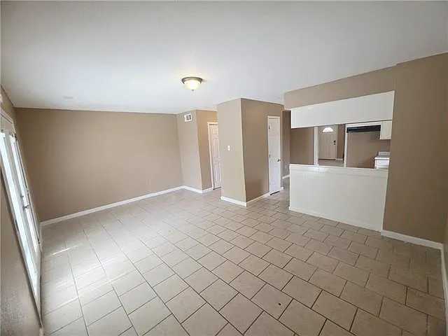 6910 Bunker Hill Rd — Photo 5