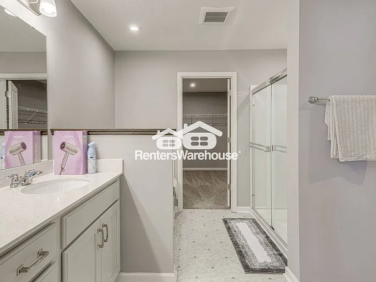 923 112th Ln NE — Photo 27