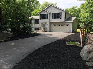 1165 Kilmer Rd, Coolbaugh Twp, PA 18466