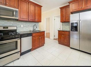360 Danforth Ave APT 2, Jersey City, NJ 07305
