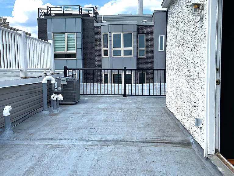 2008 Kimball St — Photo 18