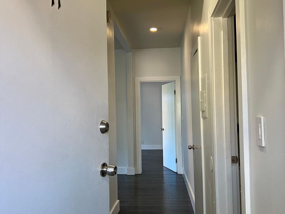 1st image of 2719 W Sunset Blvd