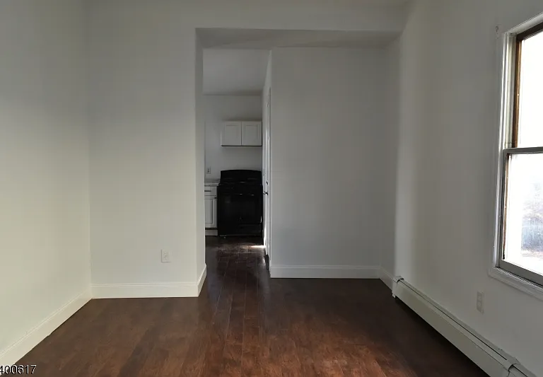 129 Central Pl #2 — Photo 9