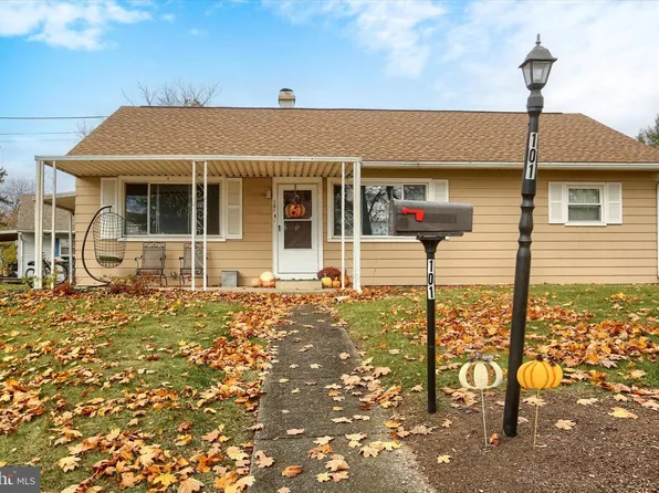 101 Cumberland Dr, Camp Hill, PA 17011