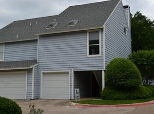605 Cimarron Trl, Irving, TX 75063