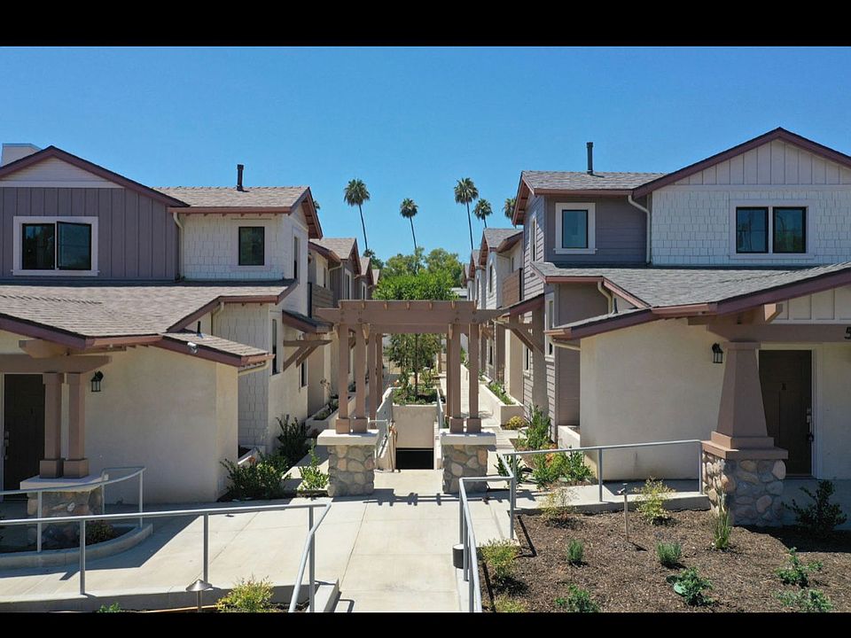 1st image of 549 N Wilson Ave #8