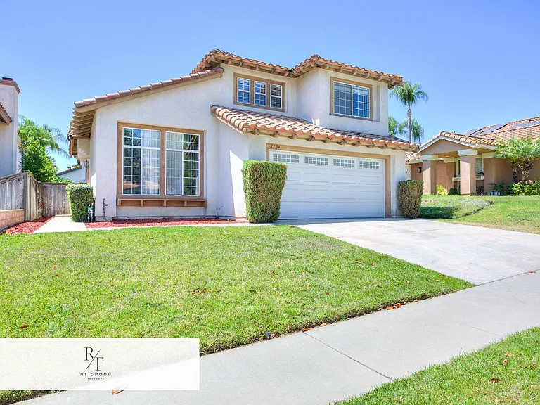 2154 Saddleback Dr — Photo 2