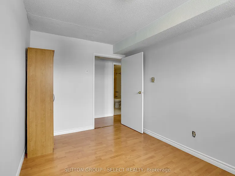 15 Jacksway Cres #315 — Photo 20