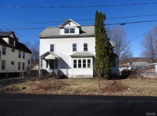 114 Academy Pl, Syracuse, NY 13207