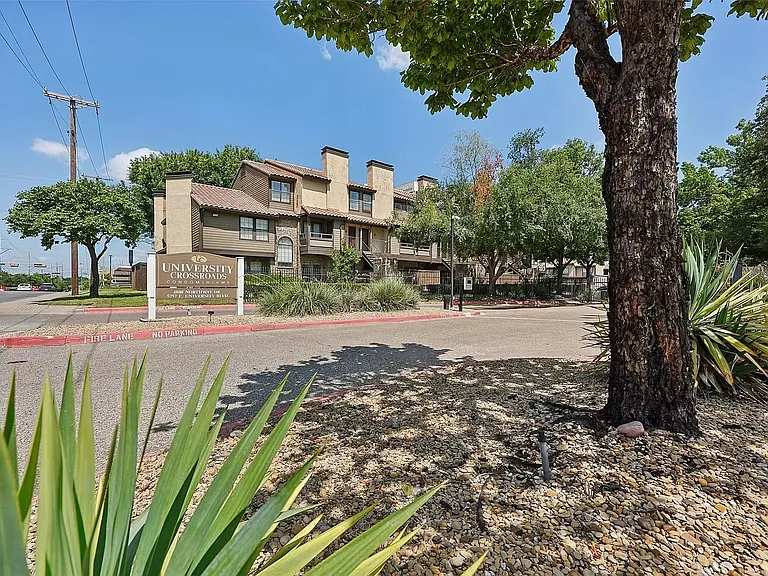 5757 E University Blvd #22B — Photo 24