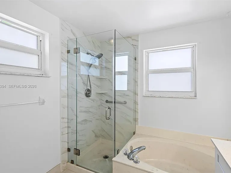 15835 NW 7th St — Photo 18