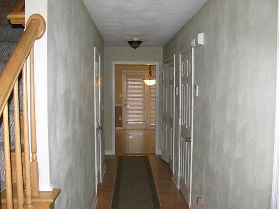4th image of 6301 Oaken Gate Dr N