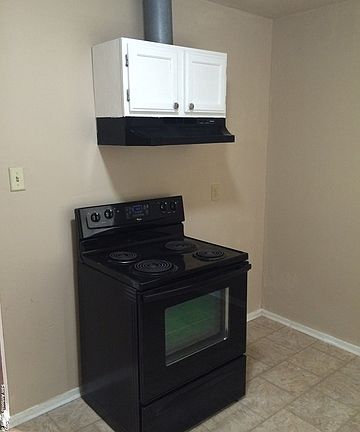 3rd image of 515 Morningview Dr
