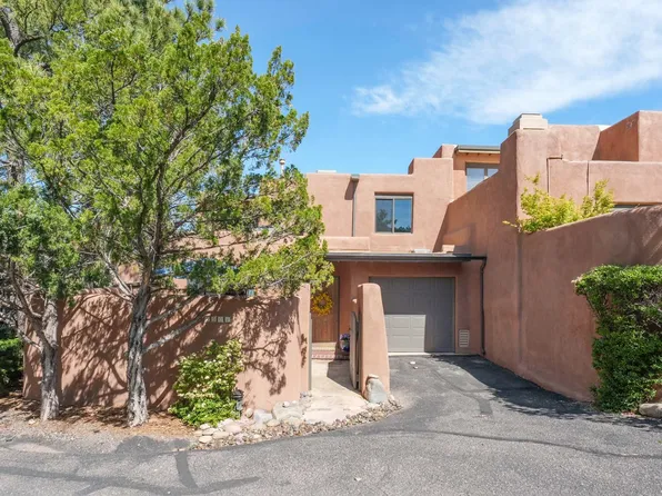 350 1/2 Calle Loma Norte, Santa Fe, NM 87501