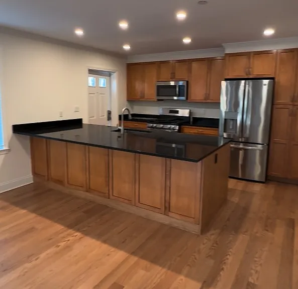 218 Ellery Ct — Photo 20