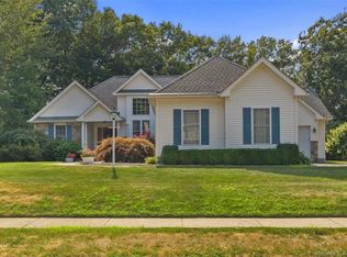 47 David Dr, Middletown, CT 06457