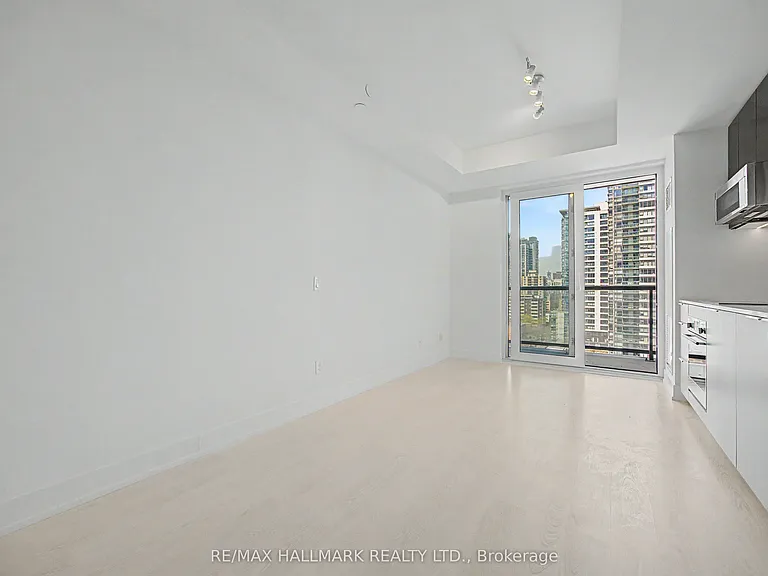 308 Jarvis St #1406 — Photo 4
