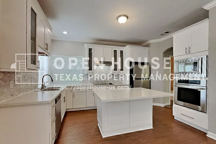 10051 Rio Bravo Rd — Photo 6