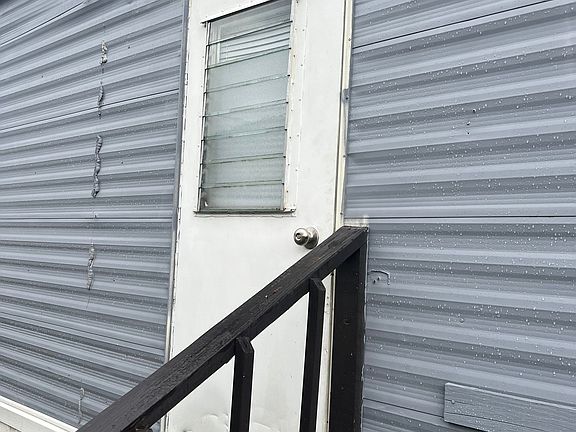 2nd image of 6025 New Tampa Hwy #4