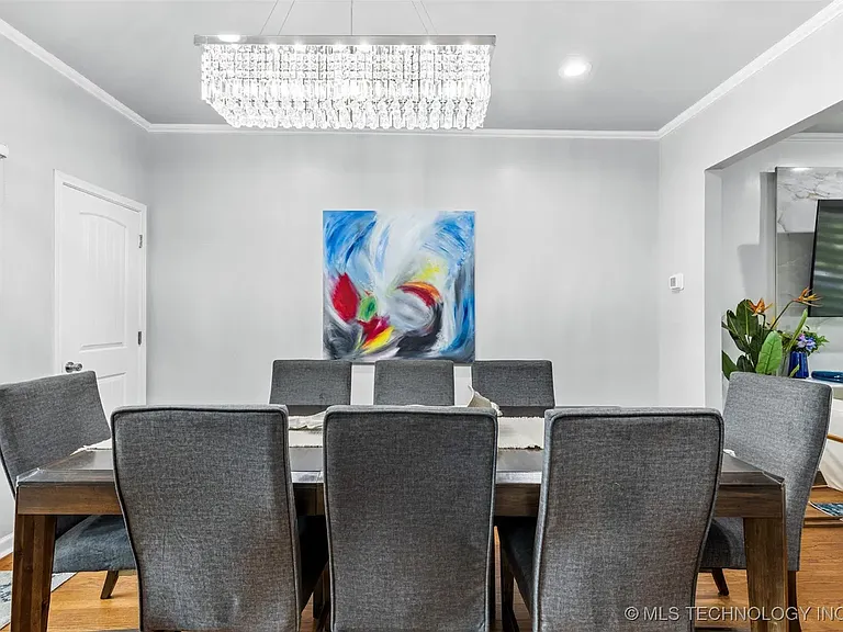 1225 N Cheyenne Ave — Photo 8
