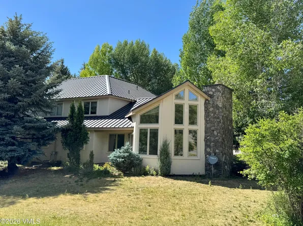 8 Shotgun Cir APT E, Edwards, CO 81632