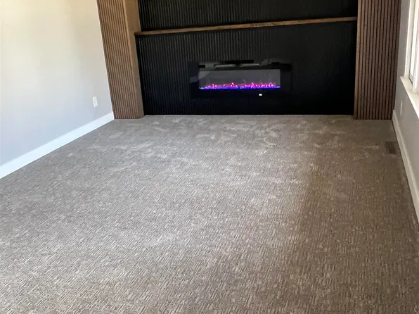 104 S Needles Dr, Brandon, SD 57005