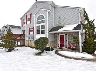 23 Chimney Ct, Laurence Harbor, NJ 08879